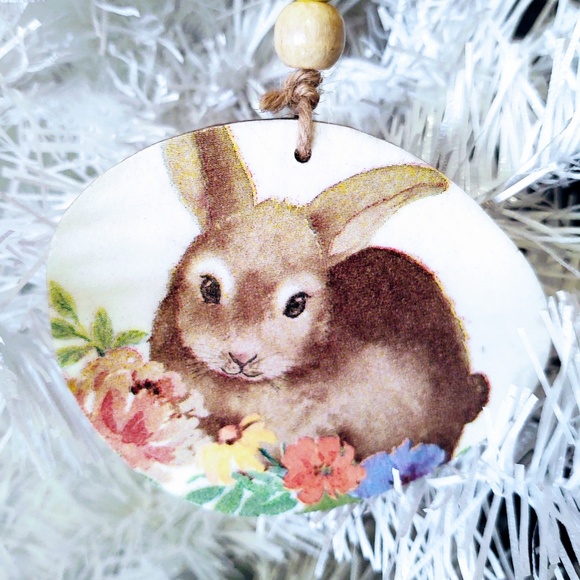 HAND CRAFTED SPRING/EASTER BEADED WOOD ORNAMENT/TIERED TRAY DECOR/RABBIT DECOR - Picture 2 of 4